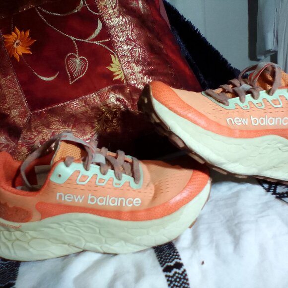 New Balance Women's Fresh Foam X More Trail V3 Trail Running Shoes - Picture 1 of 4